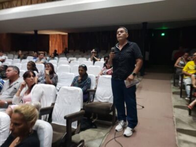 Julio Rivera, Delegado y Vice Intendente en el CAM en el Ariguanabo. Fotos: Carmen Lieng Mena.