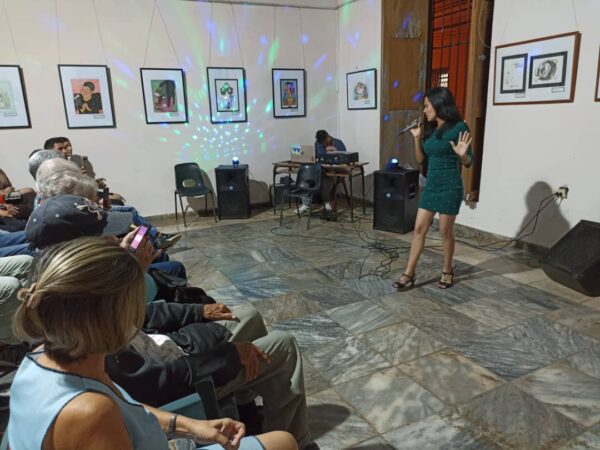 Yaremi Verde cantante.