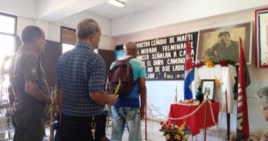 Despedida a Fernando Pérez, Presidente de la Asociación de Combatientes de la Revolución Cubana en San Antonio de los Baños. Fotos: Eleanet Vidal.