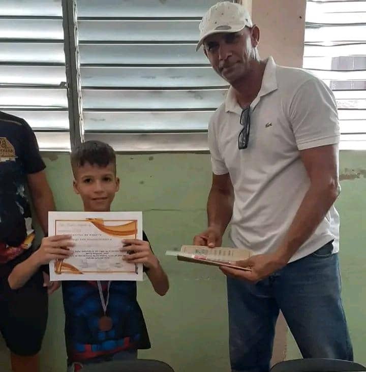 El pionero Jose Carlos Cartaya, de la escuela primaria José Martí obtuvo el tercer lugar en la modalidad de partidas clásicas.