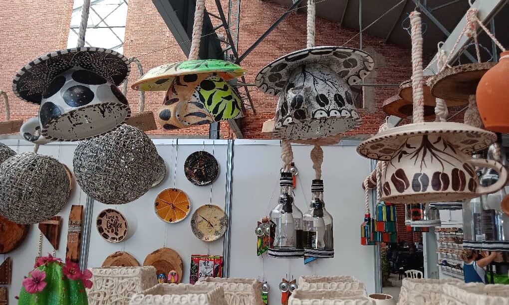 Presentes a ariguanabenses en Feria Nacional de Artesanía