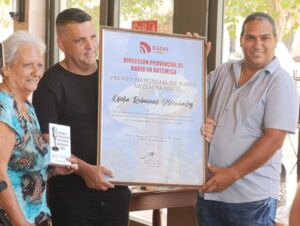Reconocen a radialistas artemiseños (+ Video)