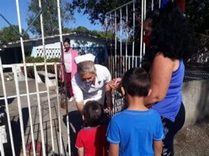 Apoyan enfermeras del Ariguanabo a instituciones escolares