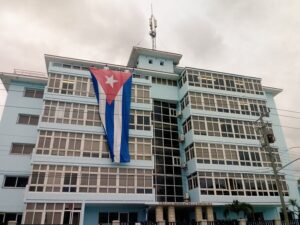 Fiscalía de Cuba imputa a Alejandro Gil por delitos de espionaje y malversación