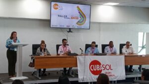 Impulsan la innovación jovenes de Cubasol (+ Fotos)