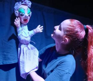 Mención Adolfo Llauradó a la novia de La Noche más oscura