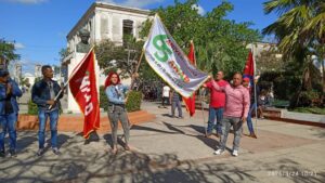 Reciben ANAP ariguanabense bandera 65 aniversario