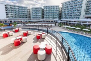 Hoteles en Cuba mantienen “plena normalidad operativa” pese a salidas de algunas cadenas internacionales
