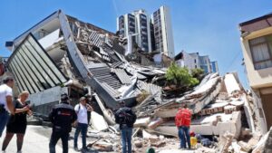 Asciende cifra de fallecidos por sismo en Colombia