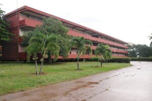 Precisan entrada de los estudiantes al IPVCE Mártires de Humboldt 7