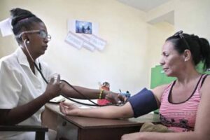 Tejiendo cuidados en la adversidad: la salud comunitaria en San Antonio