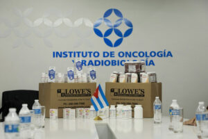 Un abrazo solidario entre Cuba y Bahamas